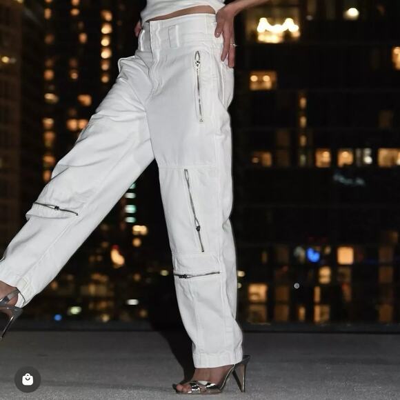 Etica Doyle Biker Pants White Zippered Pockets High Rise Barrel Leg Sz 26